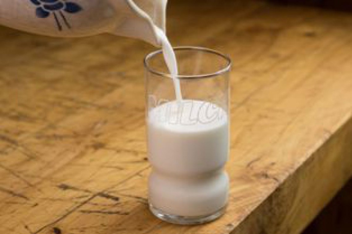 Im Rahmen des EU-Schulprogramms wird Milch gemeinsam mit Obst und Gemüse als "gesunde Jause" in Schulen und Kindergärten gefördert. 