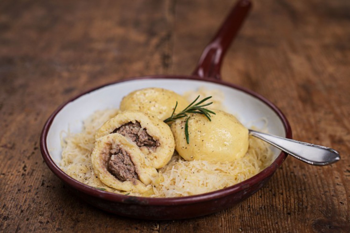 Fleischknödel mit Kraut