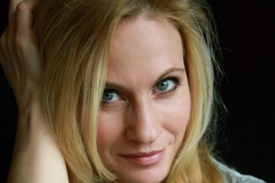 simone_heher