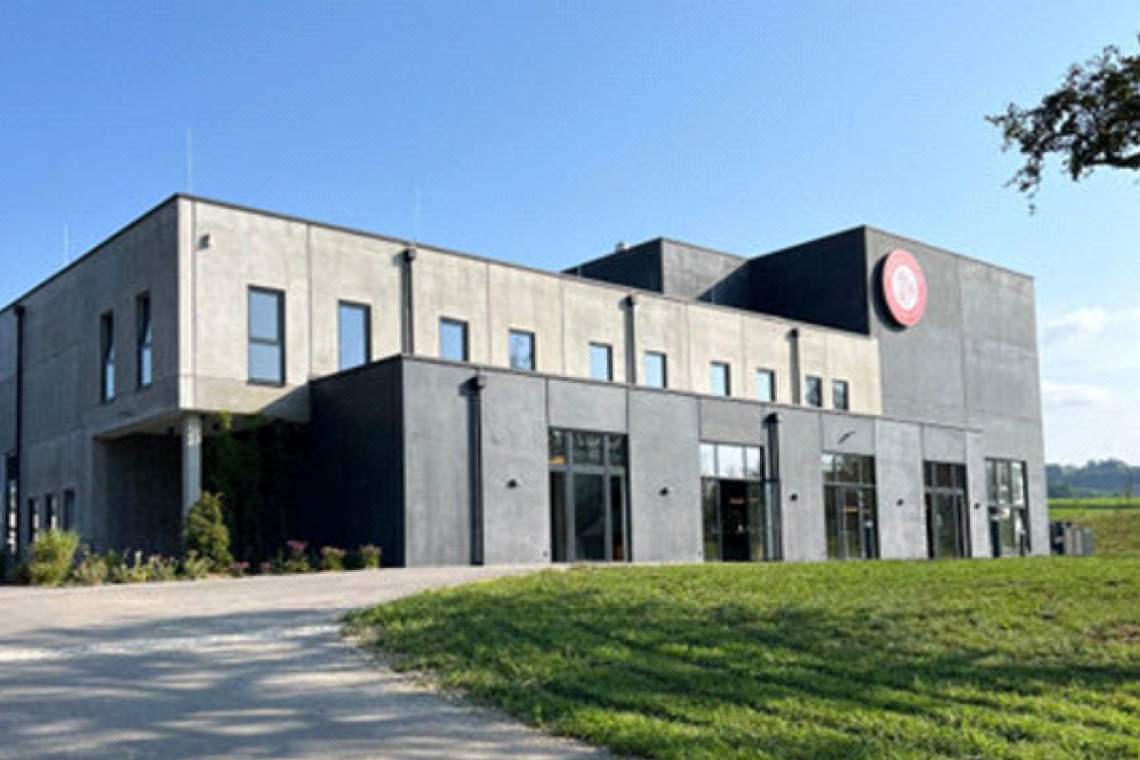 Farthofer, Firmengebäude