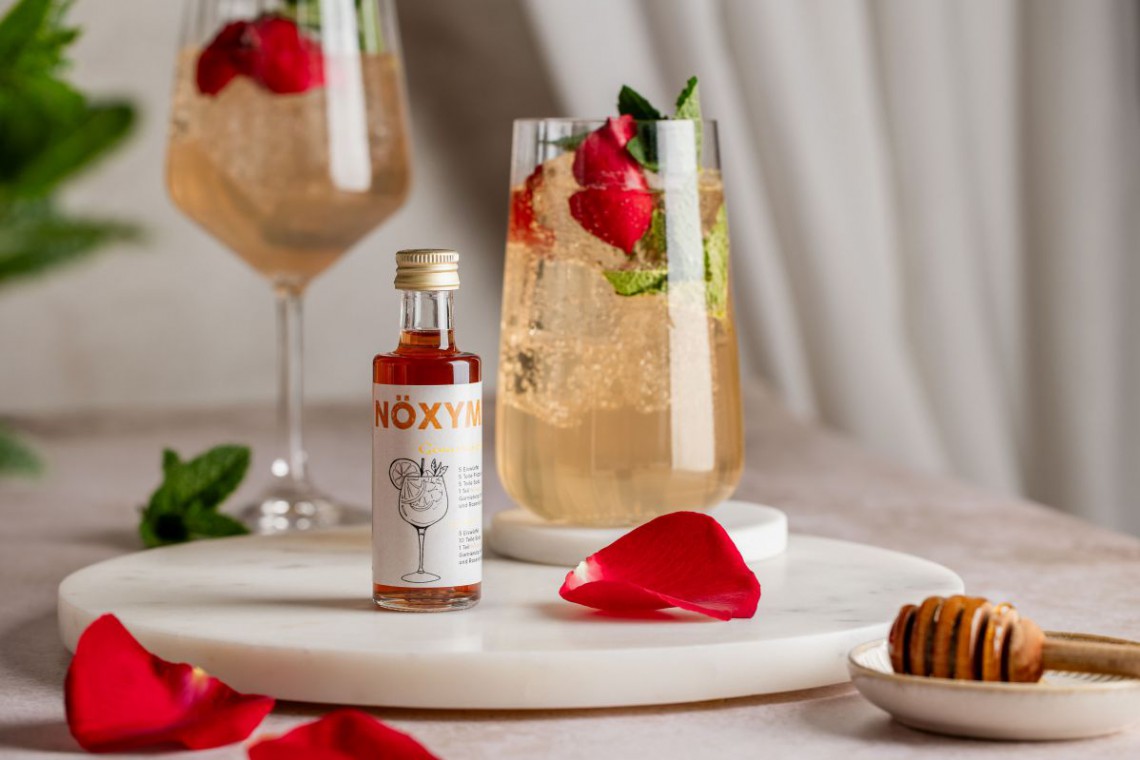 Nieder&ouml;sterreichisches Oxymel mit Rosenbl&uuml;ten-Essenzen