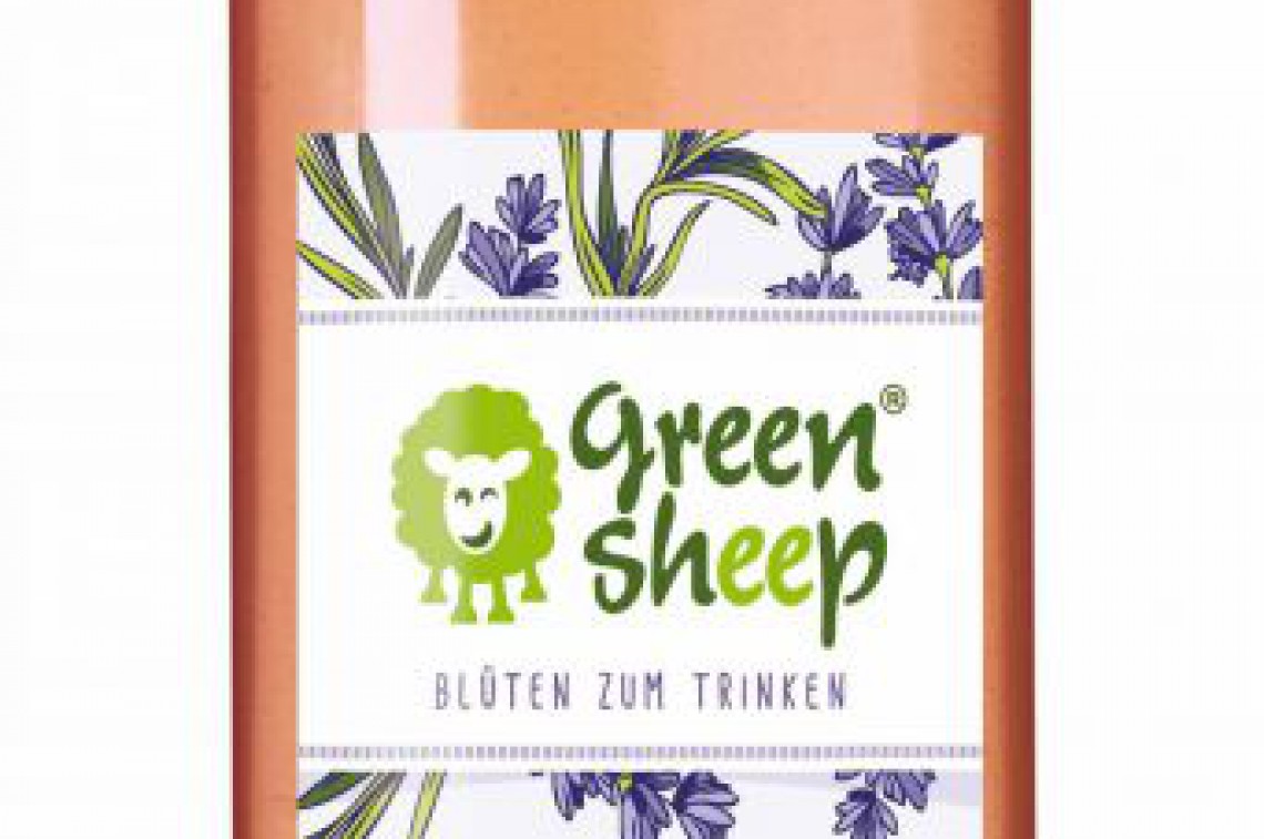 Eine Flasche Lavendelbl&uuml;tensirup