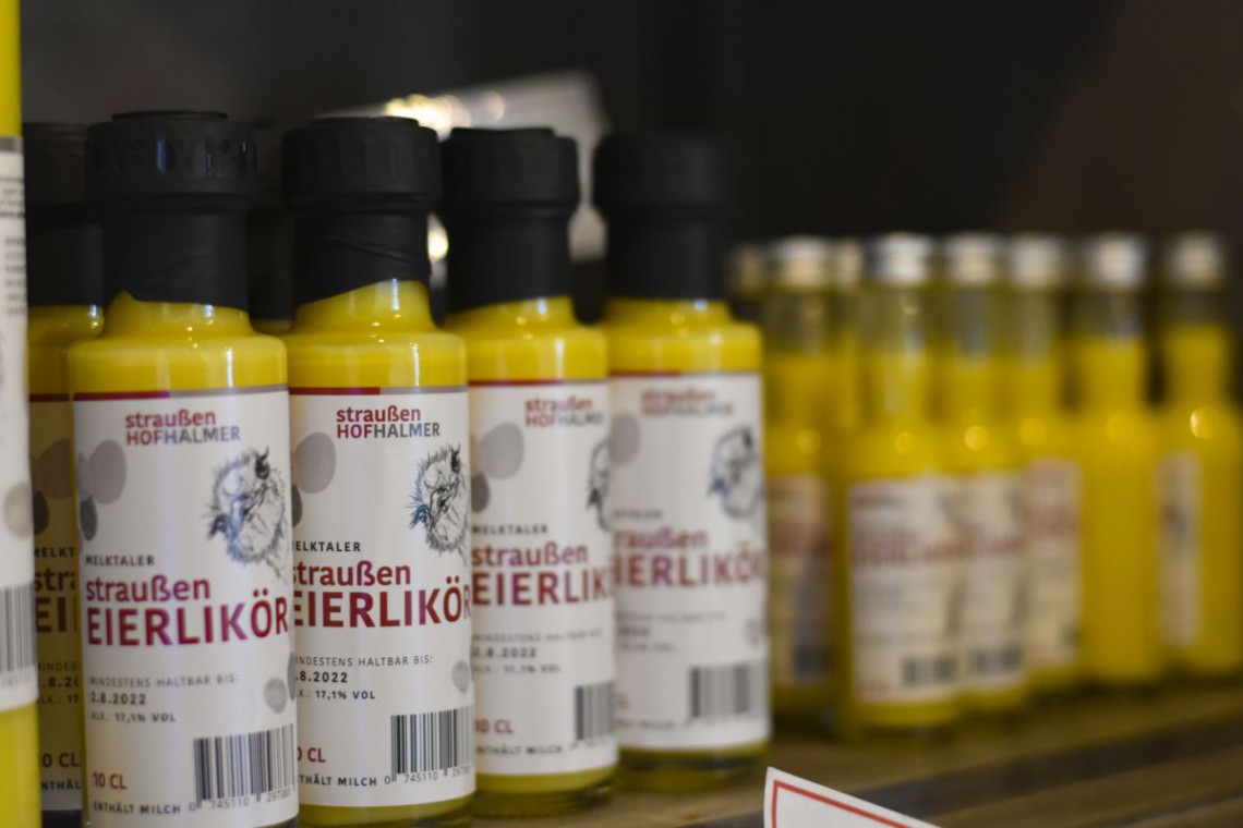 STrau&szlig;eneierlik&ouml;r Flaschen