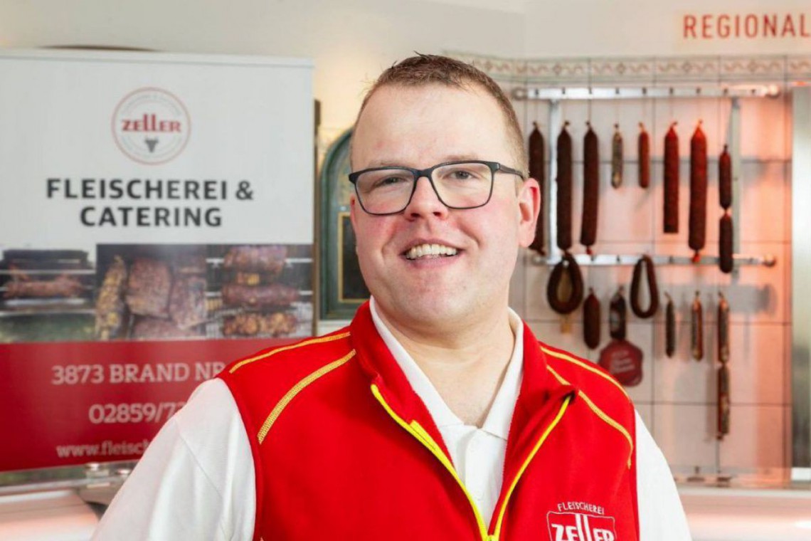 Herr Zeller Im verkaufslokal, Portraitfoto