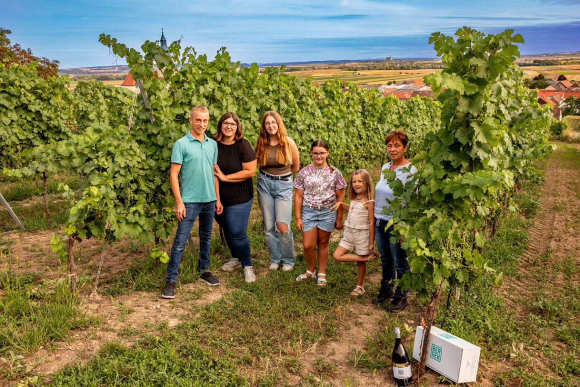 Familie Berger im Weingarten, Familienfoto