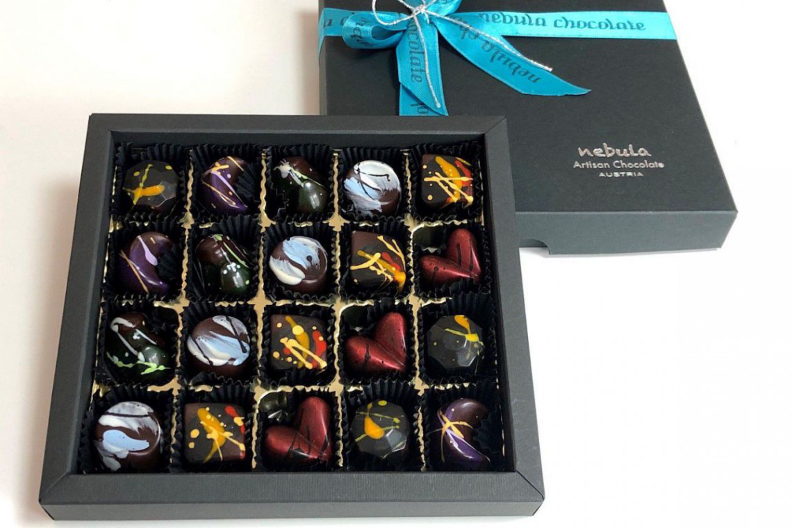 Nebula Chocolate Pralinenbox