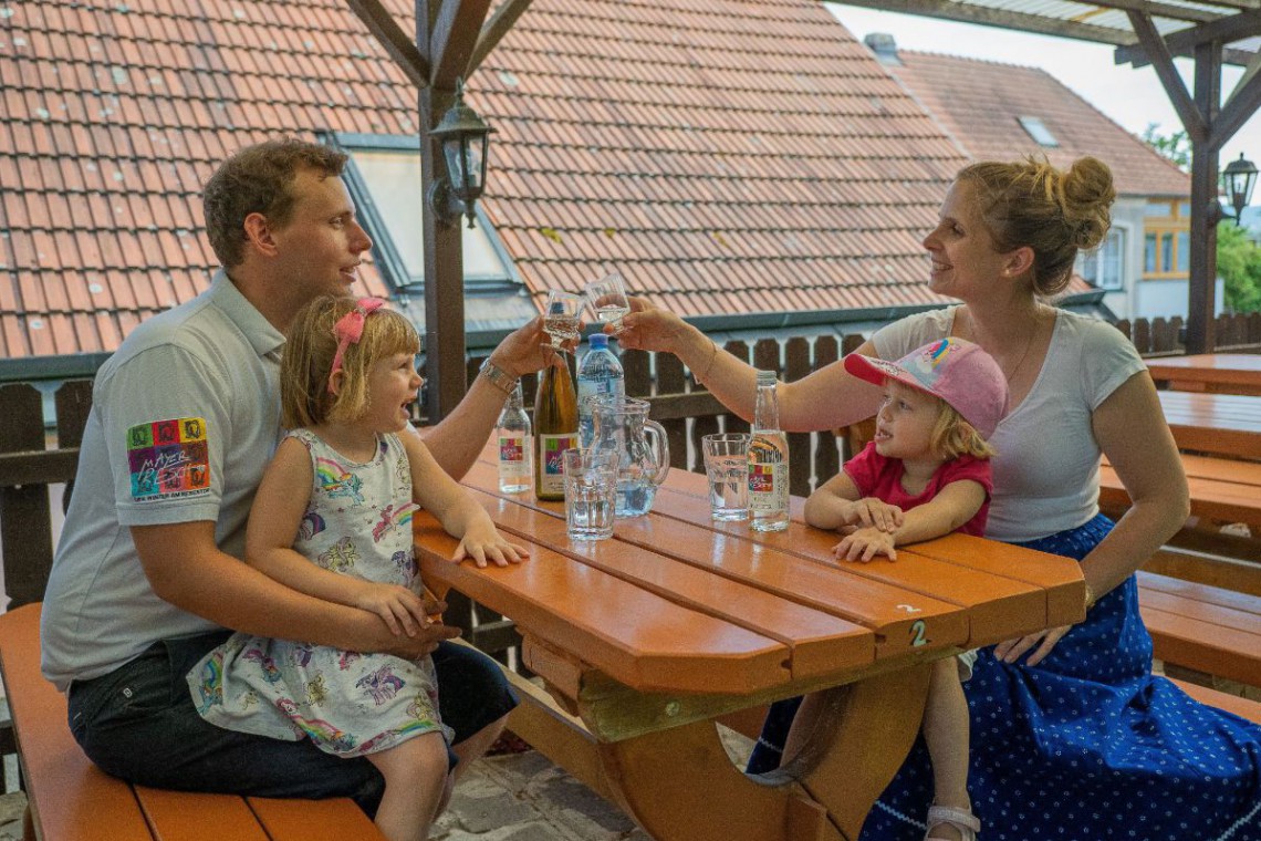 Durstlöscherplatzl Familie Mayer Resch