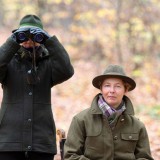 Bild anzeigen: Wildkulinarik Portraitfoto der zwei Jägerinnen