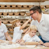 Bild anzeigen: Familienfoto der Bäckerei Hölzl