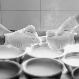 Bild anzeigen: Mozzarellaproduktion