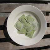 Bild anzeigen: frische Pasta grüne Ravioli