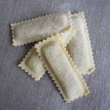 Bild anzeigen: frische pasta ravioli