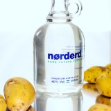 Bild anzeigen: Norderd Vodka mit Erdäpfel