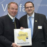 Bild anzeigen: 10 jahre so schmeckt n&#246; hollabrunn lebzelterei-caf&#233; konditorei schmid nlk reinberger