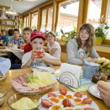 Bild anzeigen: Biobauernhof Hipp-Bruckner Frühstück