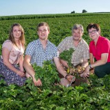 Bild anzeigen: Familie Hell