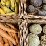 Bild anzeigen: Gem&uuml;se in K&ouml;rben