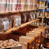 Bild anzeigen: Bauerngrei&szlig;lerei Regale