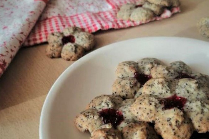 Mohnknödel mit Hollerkoch - So schmeckt NÖ