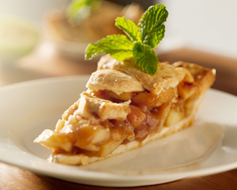 apple-pie-with-mint-garnish-2022-03-30-00-20-13-utc