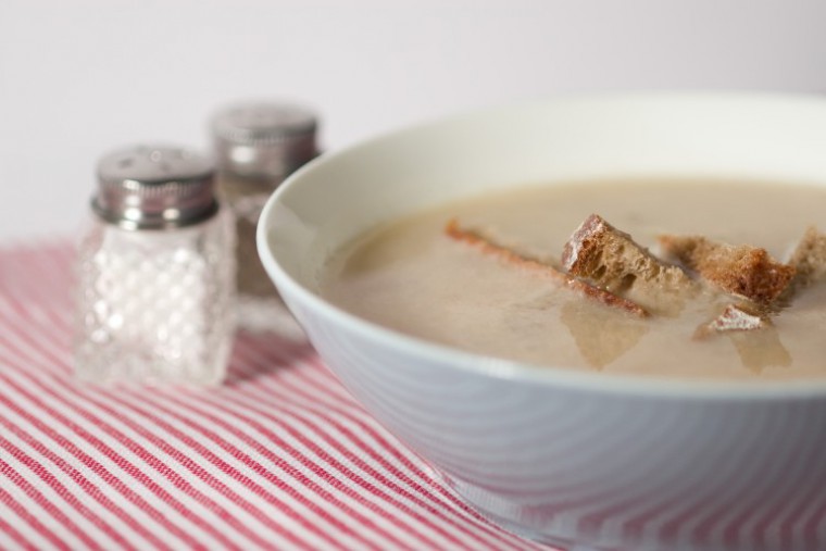 Erdäpfel-Brot-Suppe 