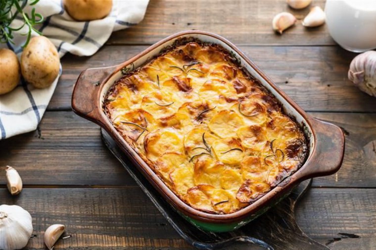 Pastinaken-Erd&auml;pfelauflauf