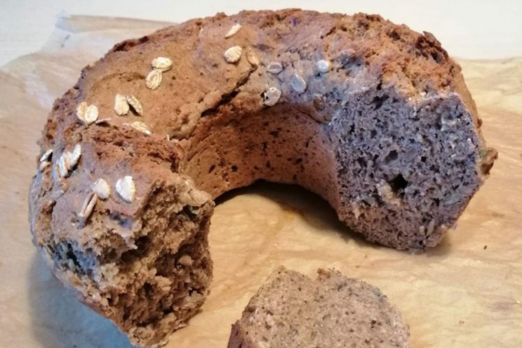 Mischbrot in Gugelhupfform