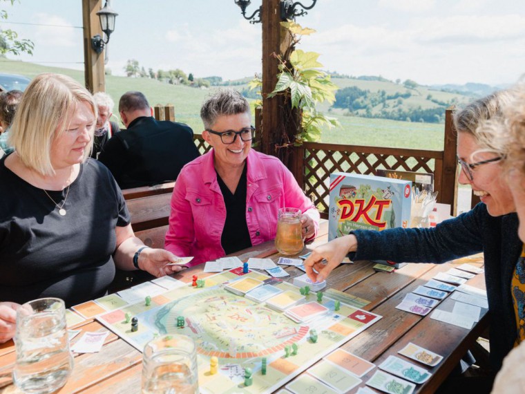 dkt-spielen-2_c-mostropolis