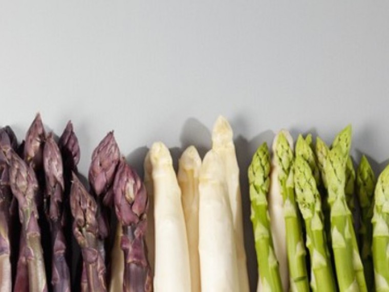 Bunte Spargelstangen