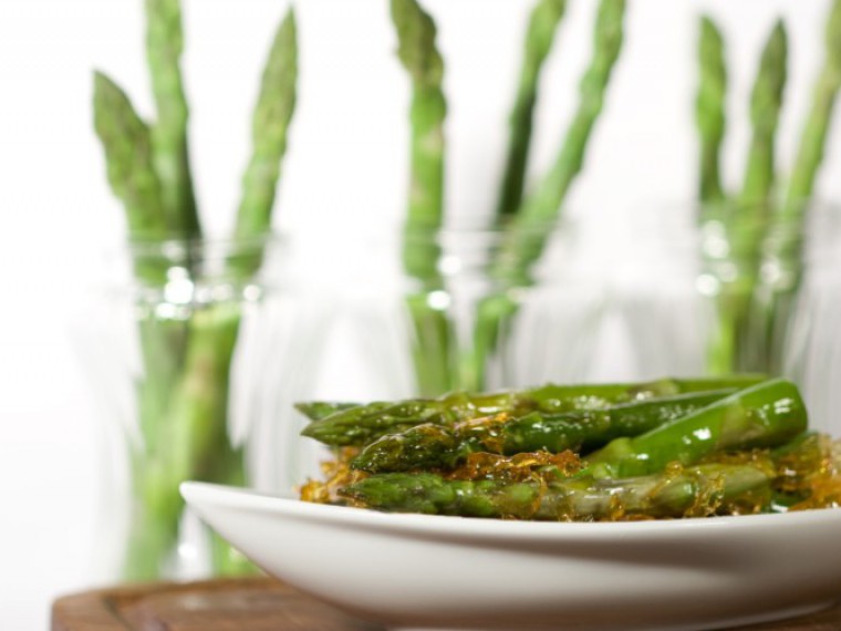 Karamellisierter Spargel